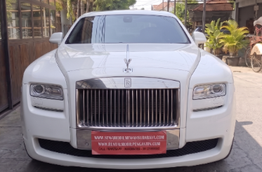 rental mobil sports pengantin surabaya
