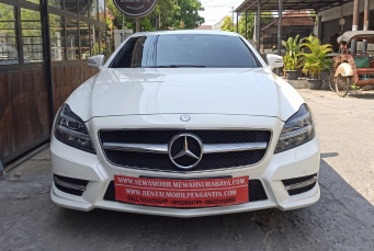 Sewa Mercy CLS 400 Putih Surabaya